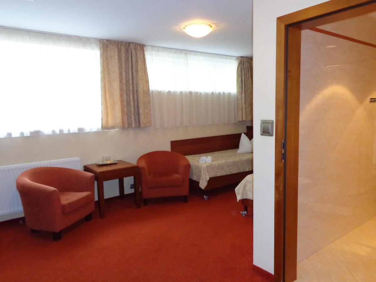 Mazowsze Medi Spa Устронь Екстер'єр фото