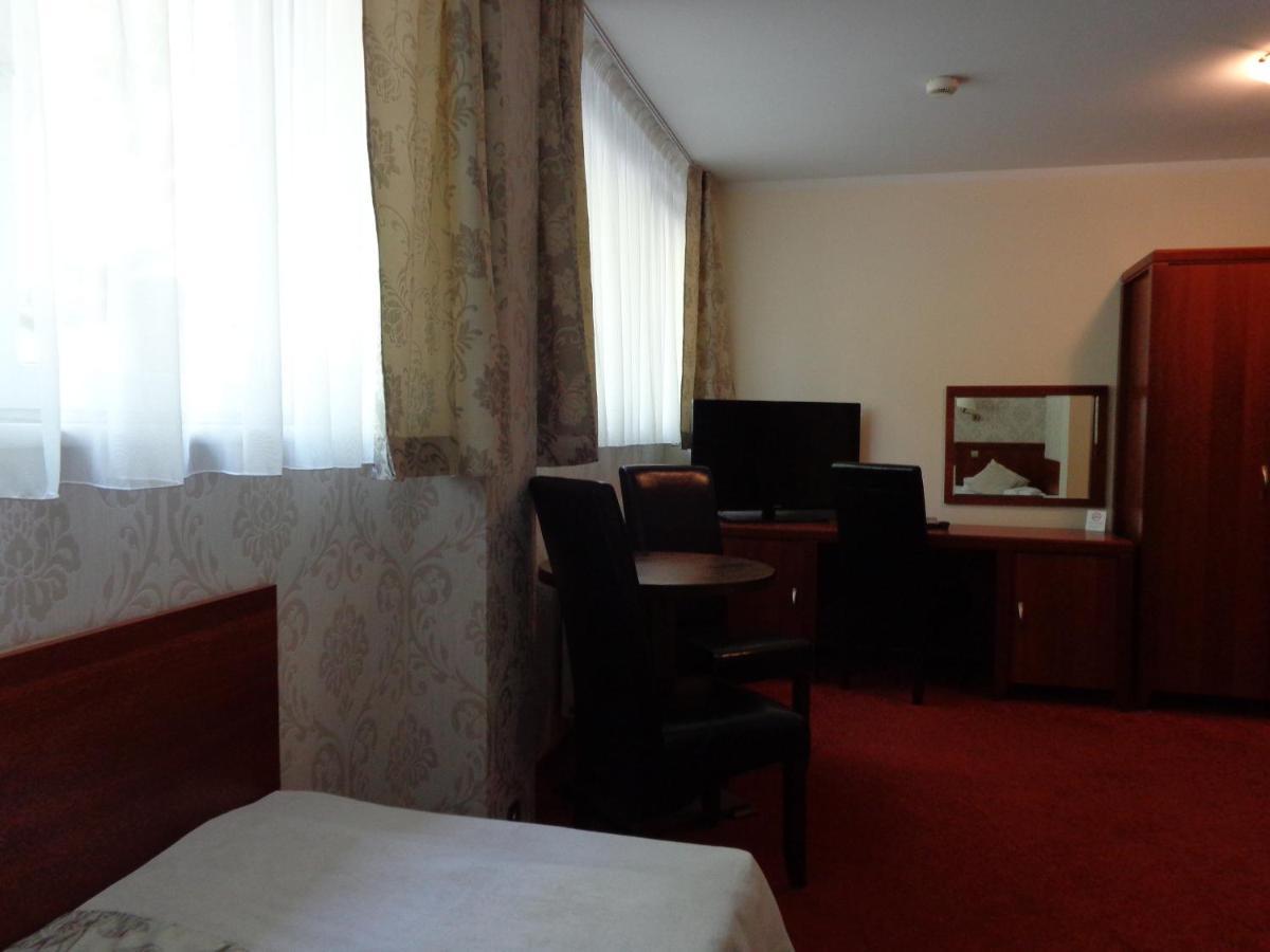 Mazowsze Medi Spa Устронь Екстер'єр фото