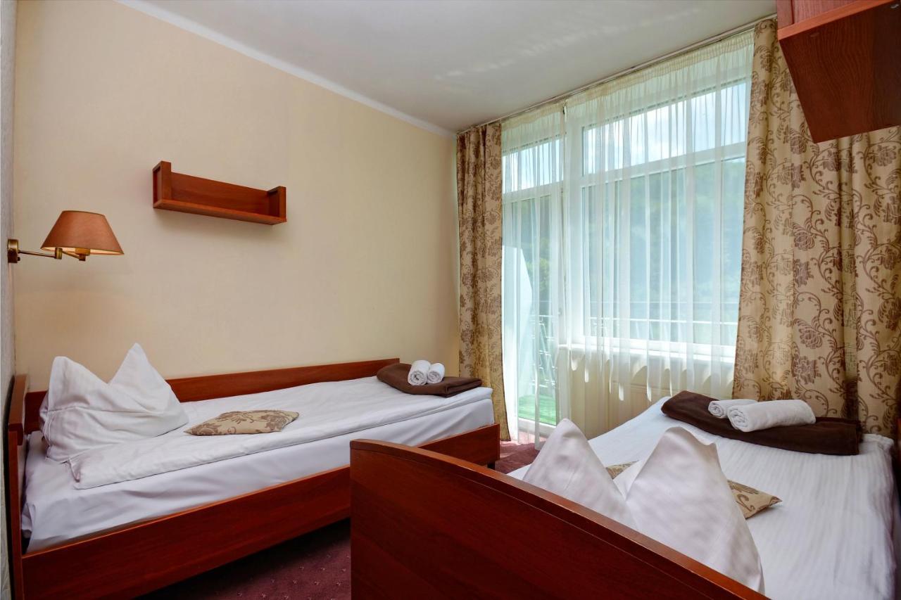 Mazowsze Medi Spa Устронь Екстер'єр фото