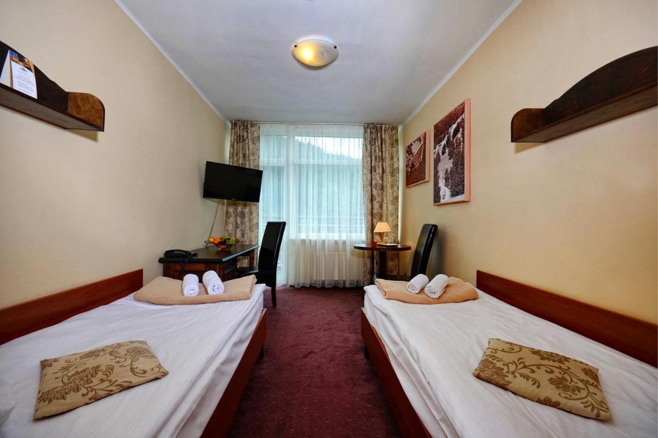 Mazowsze Medi Spa Устронь Екстер'єр фото