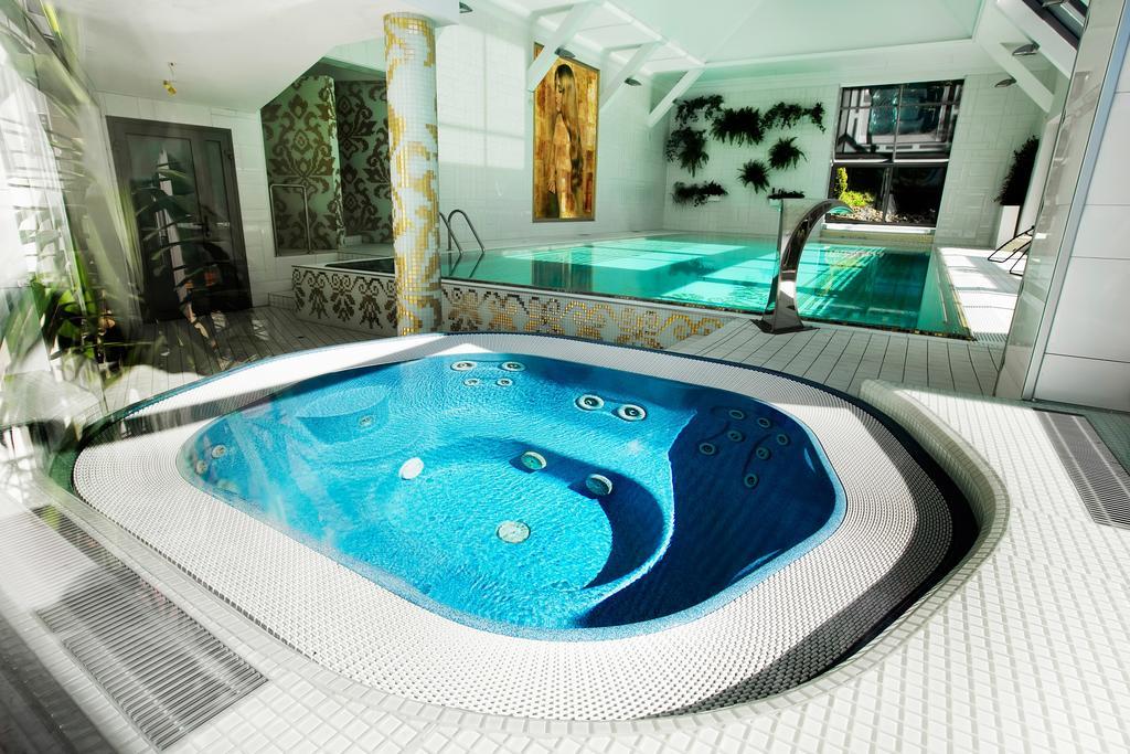 Mazowsze Medi Spa Устронь Екстер'єр фото
